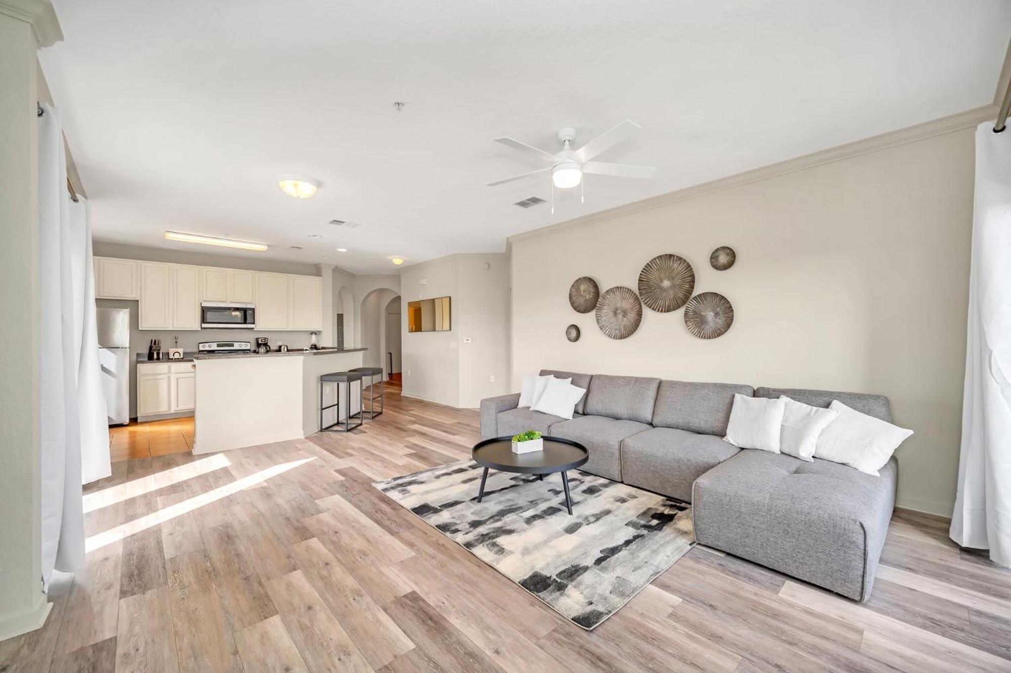 Spacious 2Br Condo W Pool & Hot Tub Near Disney Orlando Exterior photo