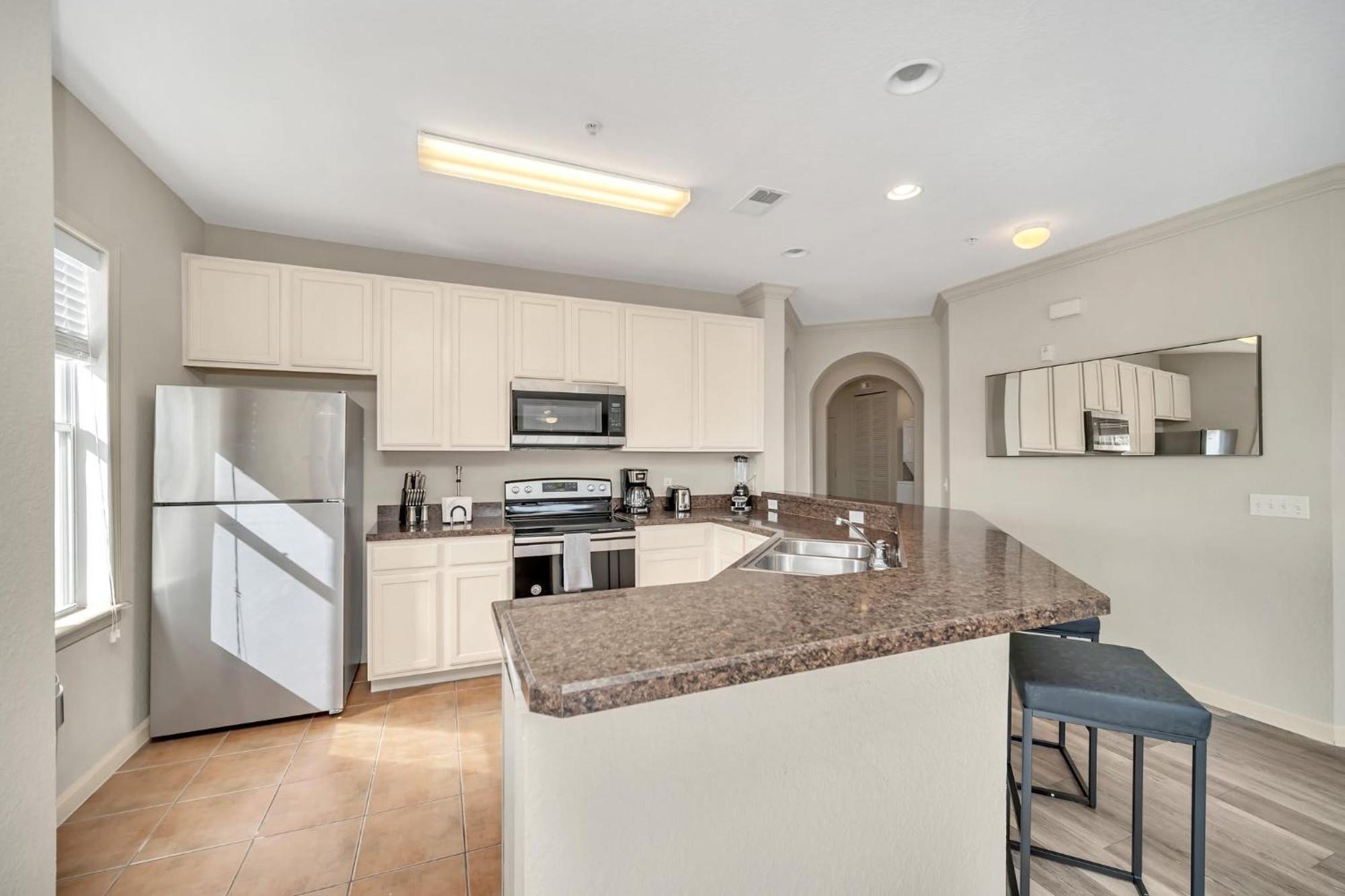 Spacious 2Br Condo W Pool & Hot Tub Near Disney Orlando Exterior photo