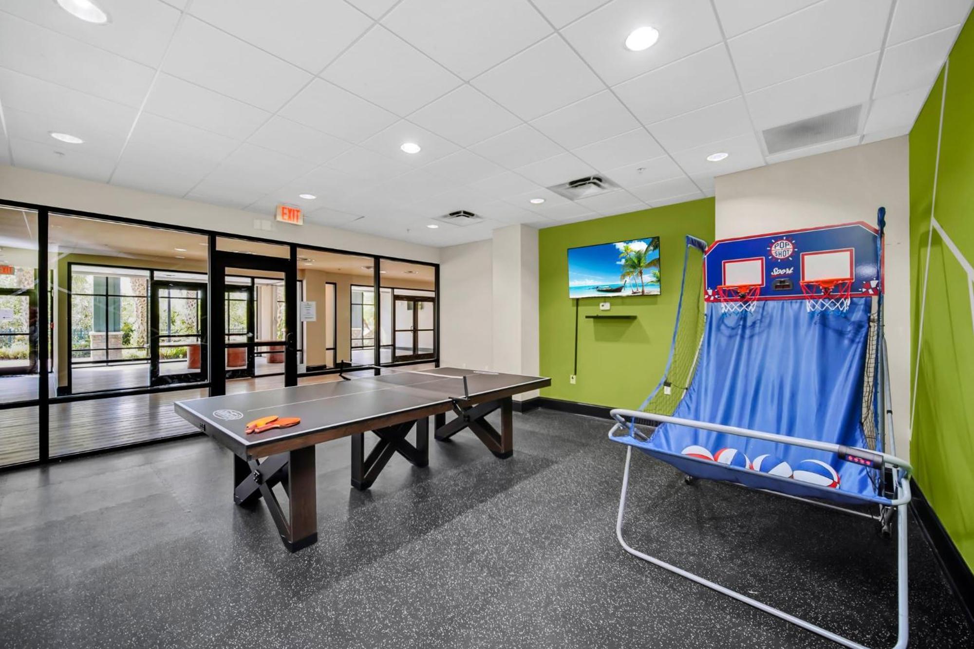 Spacious 2Br Condo W Pool & Hot Tub Near Disney Orlando Exterior photo